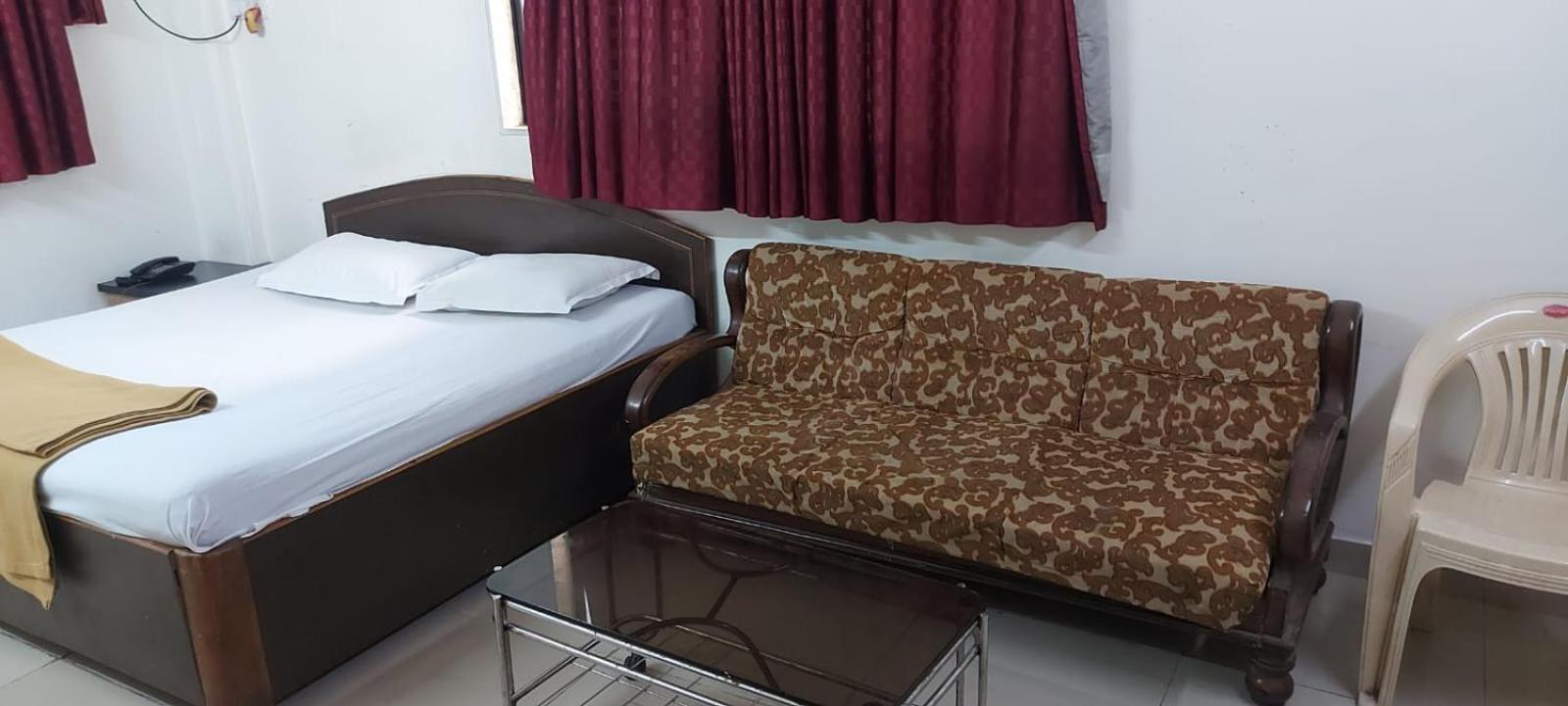 Glitz Hotels Sai Guest House - Nr Inorbit Mall Vashi Navi Mumbai Exterior foto