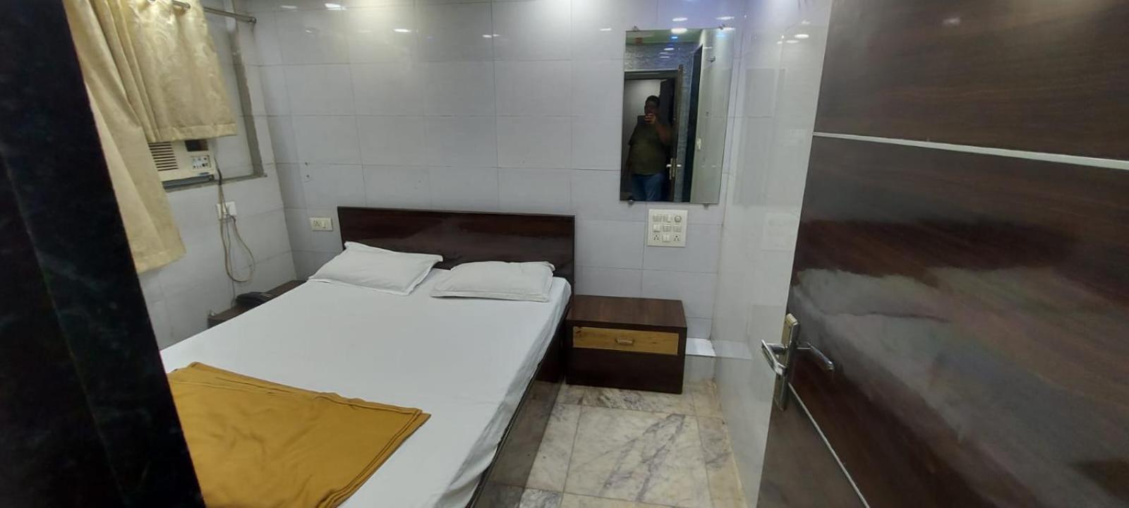Glitz Hotels Sai Guest House - Nr Inorbit Mall Vashi Navi Mumbai Exterior foto